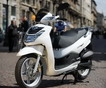 Новый большеколесный скутер Peugeot LXR